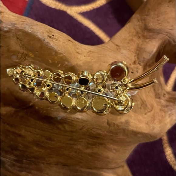 1950s Vintage Juliana Rhinestone Beaded Sparkling ChaCha AB Leaf Goldtone Brooch - Picture 9 of 10